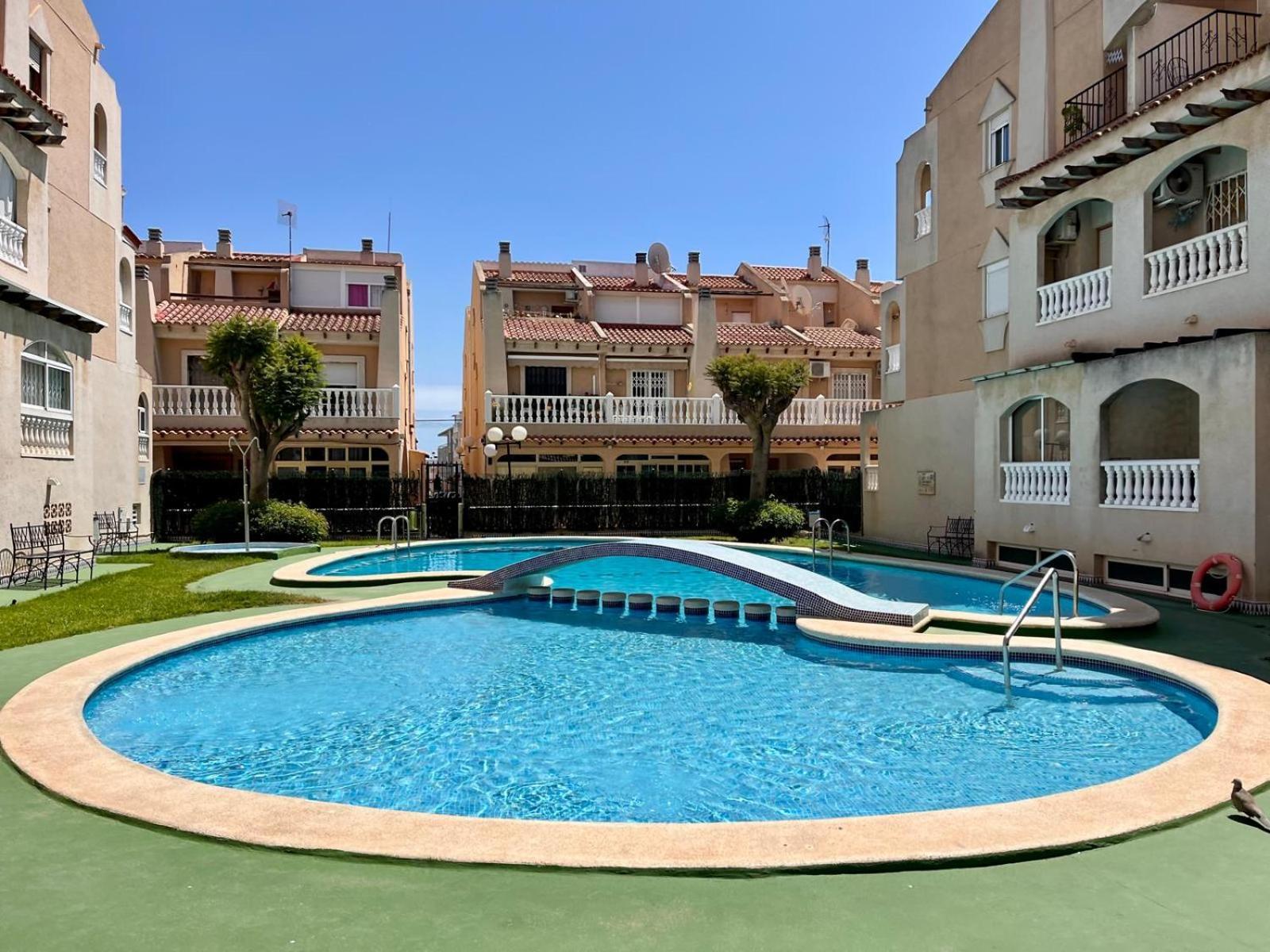 Apartments Near Park Torrevieja Exterior photo